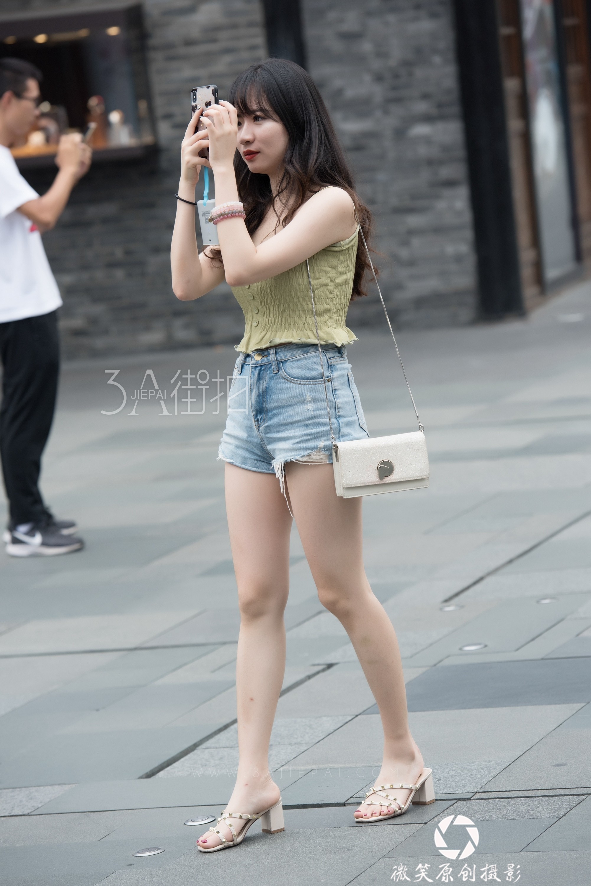205942srwb1dw6babrrwry.jpg