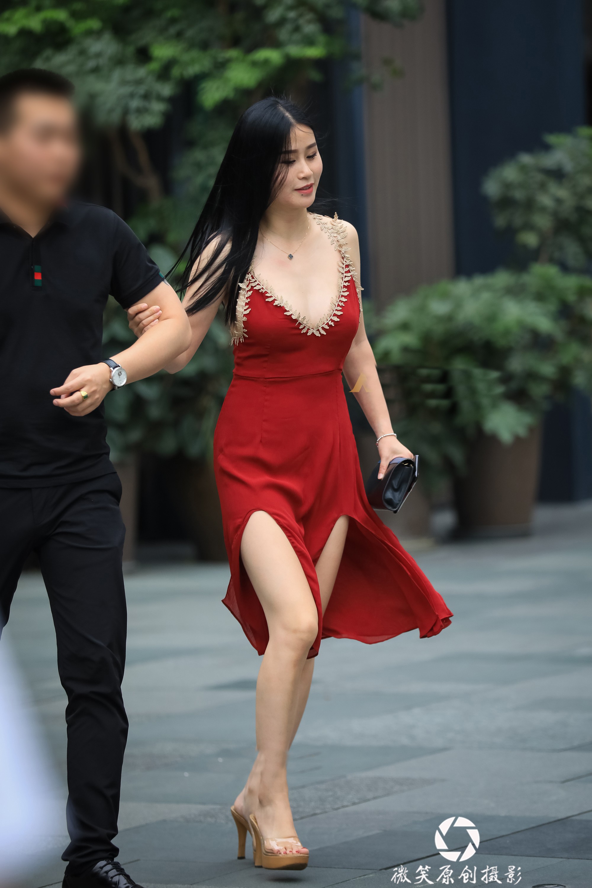 221927noq7740fboev6sso.jpg