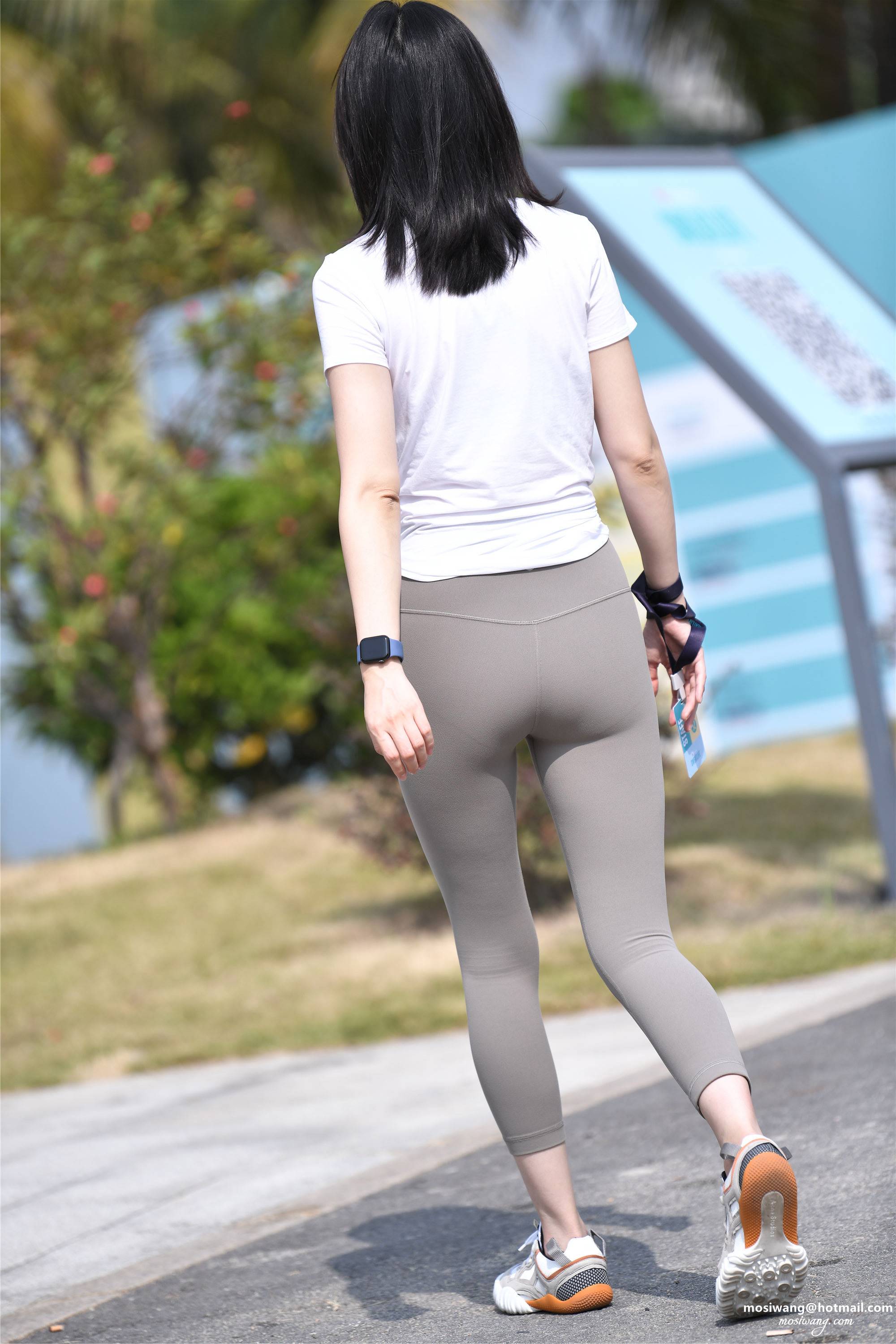 0061-给此邮箱发邮件：mosiwang@hotmail.com.jpg