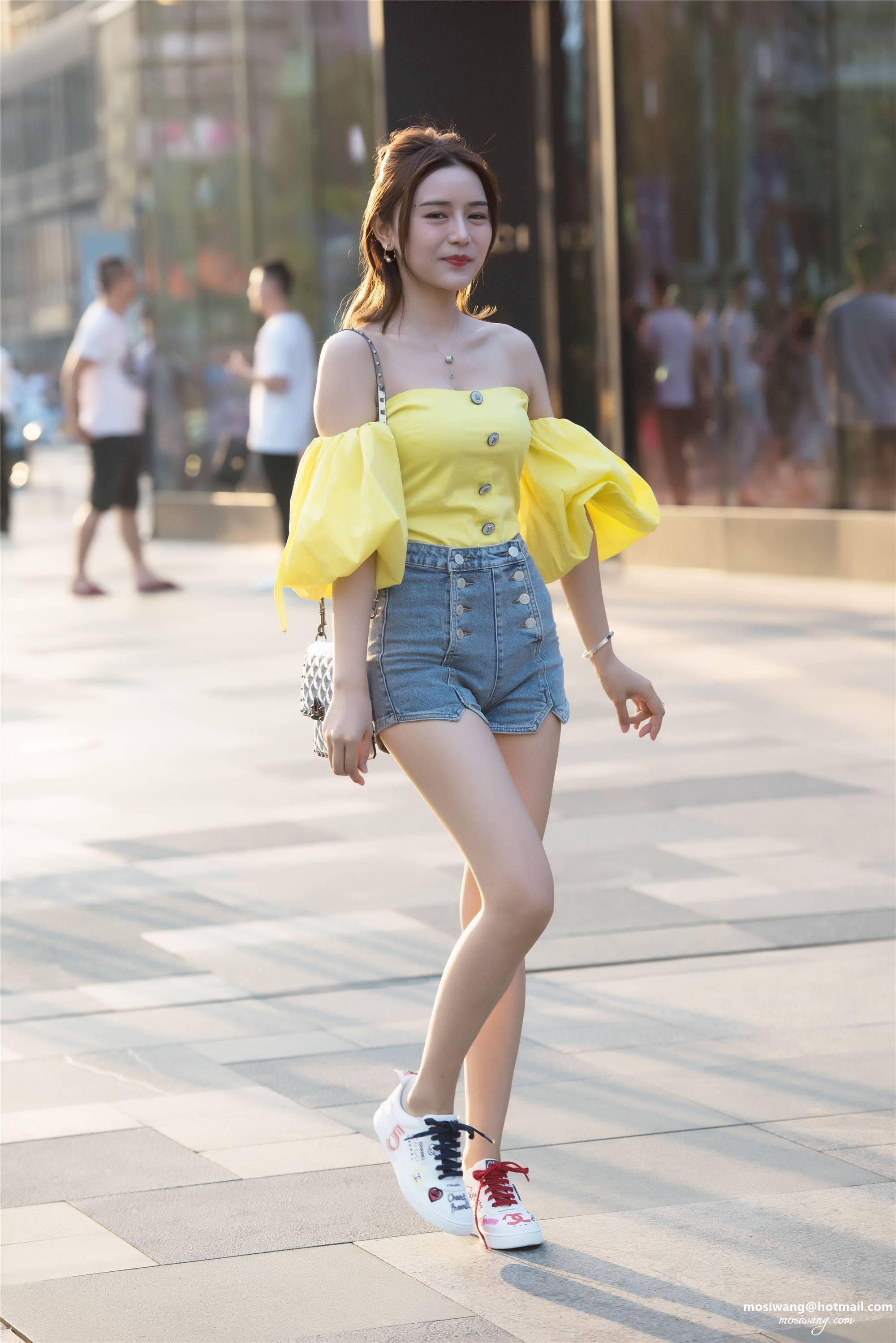 kacajp.cc-0003-给此邮箱发邮件：mosiwang@hotmail.com.jpg