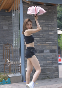 6871黑色牛仔RK【687P】逛街的紧身牛仔短裤长腿白腿女孩