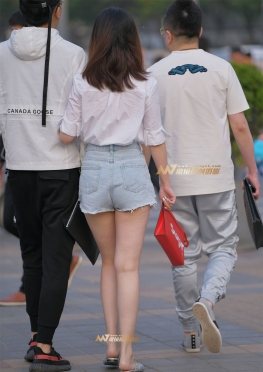 清新漂亮美女