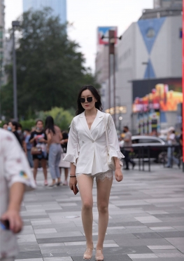 西装外套消失白RK【112P】逛街的大白腿长腿美足美女套图
