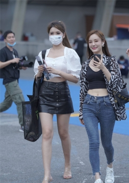 No.6721 黑色J牛小蛮Y，小蛮腰小姐姐和大长腿短裙女孩套图