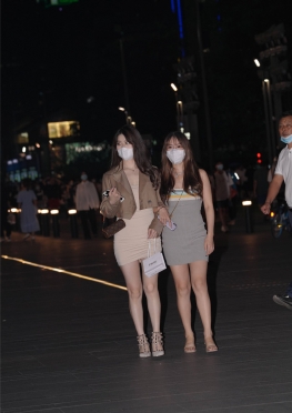 简约气质针织裙搭配[69P+1V1.18GB]逛街的超短包裙长腿美女
