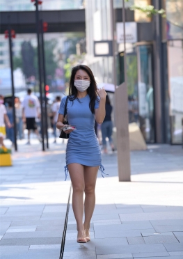 蓝色修S好身C【37P】逛街的紧身超短裙包臀裙长腿美女