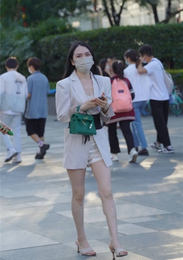No.6334 优YA气质西装外套，高跟鞋女孩和紧身裤长腿小姐姐