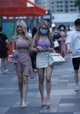温R只给意中人短Q【208P】两位超短裙大白腿美足美女套图