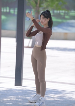 6873浓好咖啡色瑜伽K【754P】紧身瑜伽裤翘臀长腿美女套图