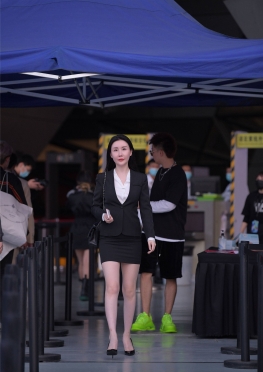 HS制F群套装【106P】皮肤白皙的大长腿小姐姐短裙美女套图