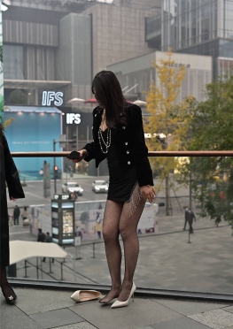 神MHS系【223P】身材高挑的黑丝大长腿美女套图