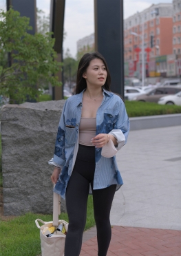 6872暖心-黑色瑜伽K【939P】身材丰满的黑色紧身瑜伽裤女孩