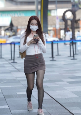 No.6459 柔美小姐姐【50P】戴口罩逛街的黑丝女孩